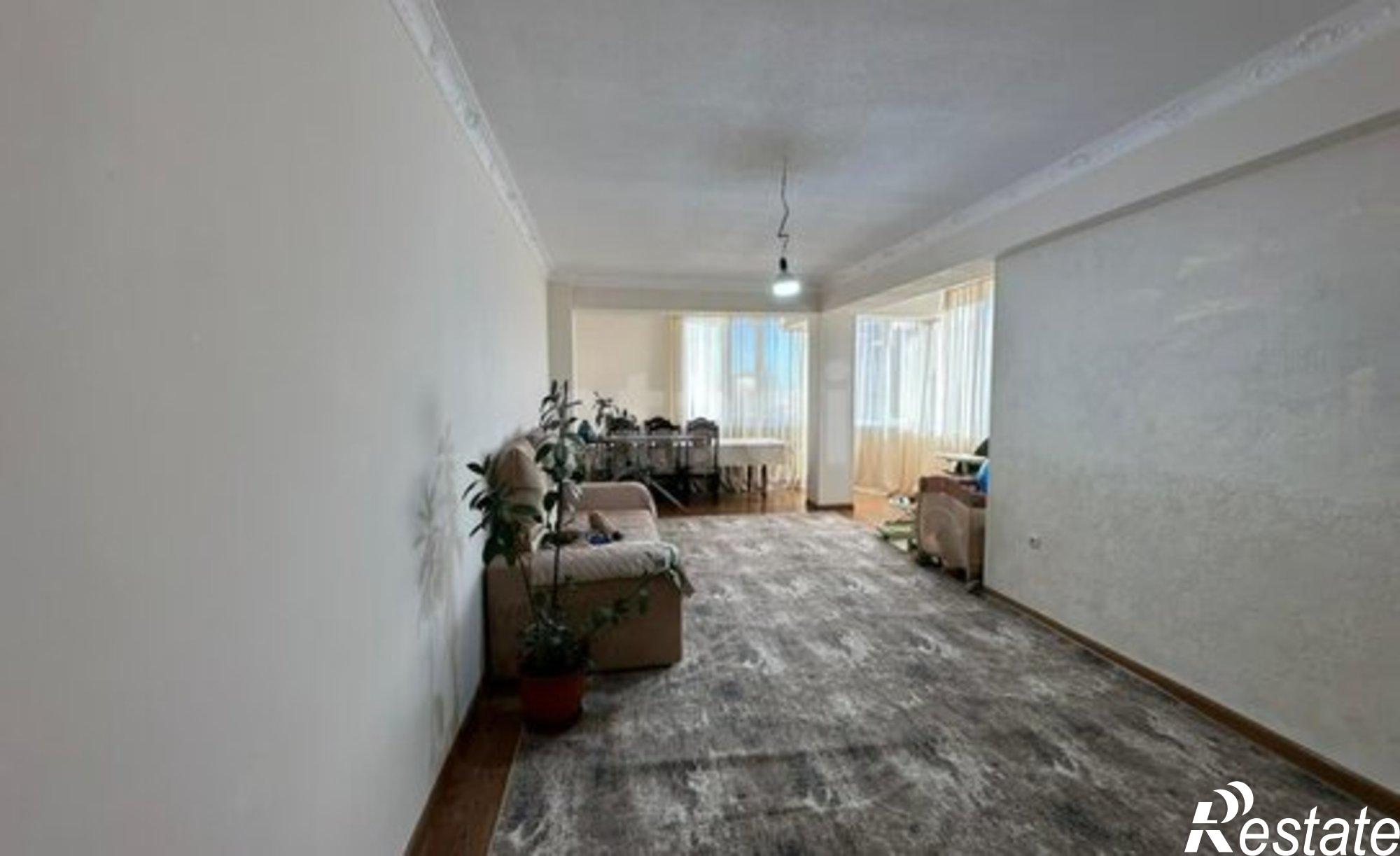 Купить квартиру за 6 300 000 рублей на Рабочая улица, 37