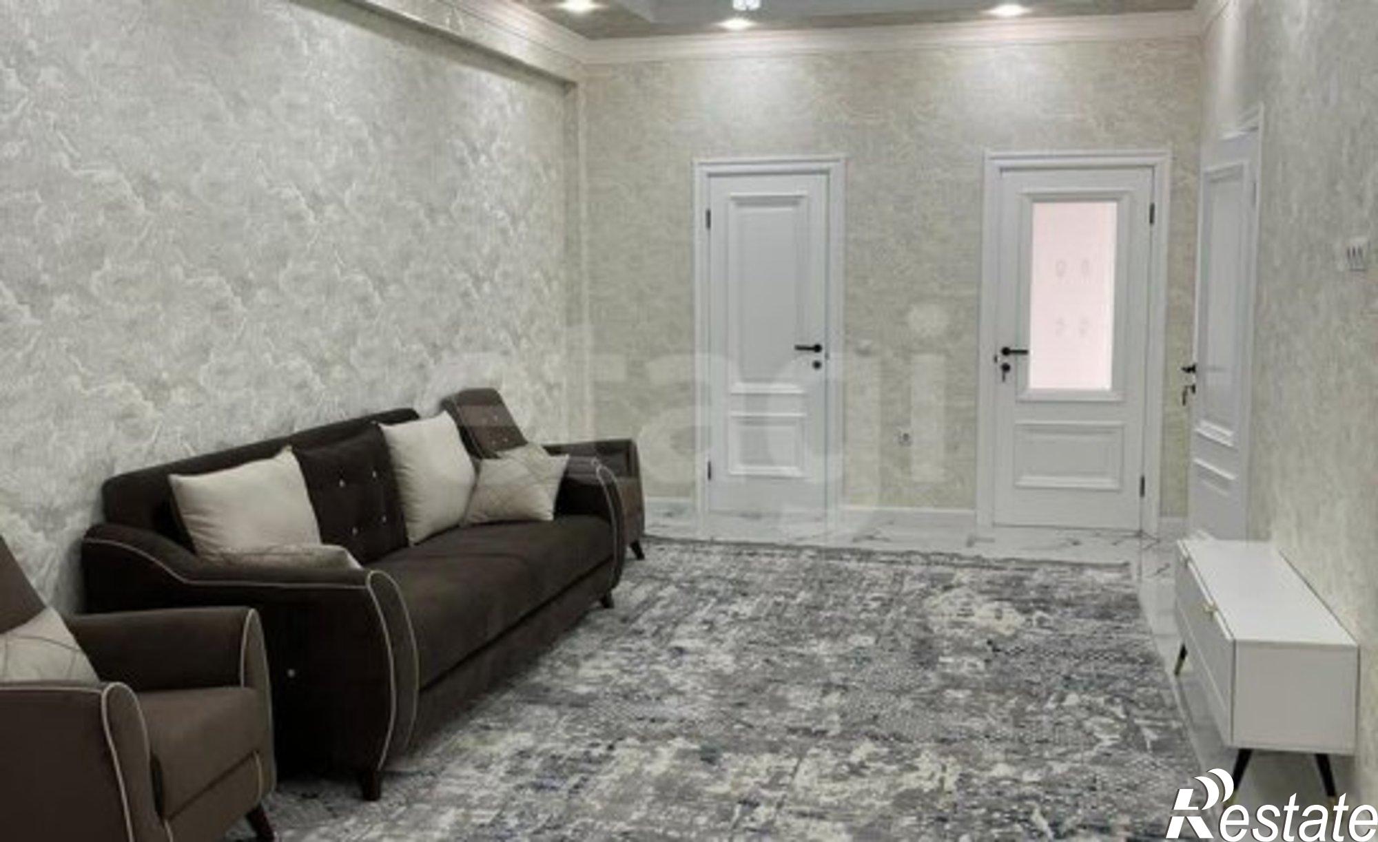 Купить квартиру за 7 900 000 рублей на улица Мочко Базоркина, 18А