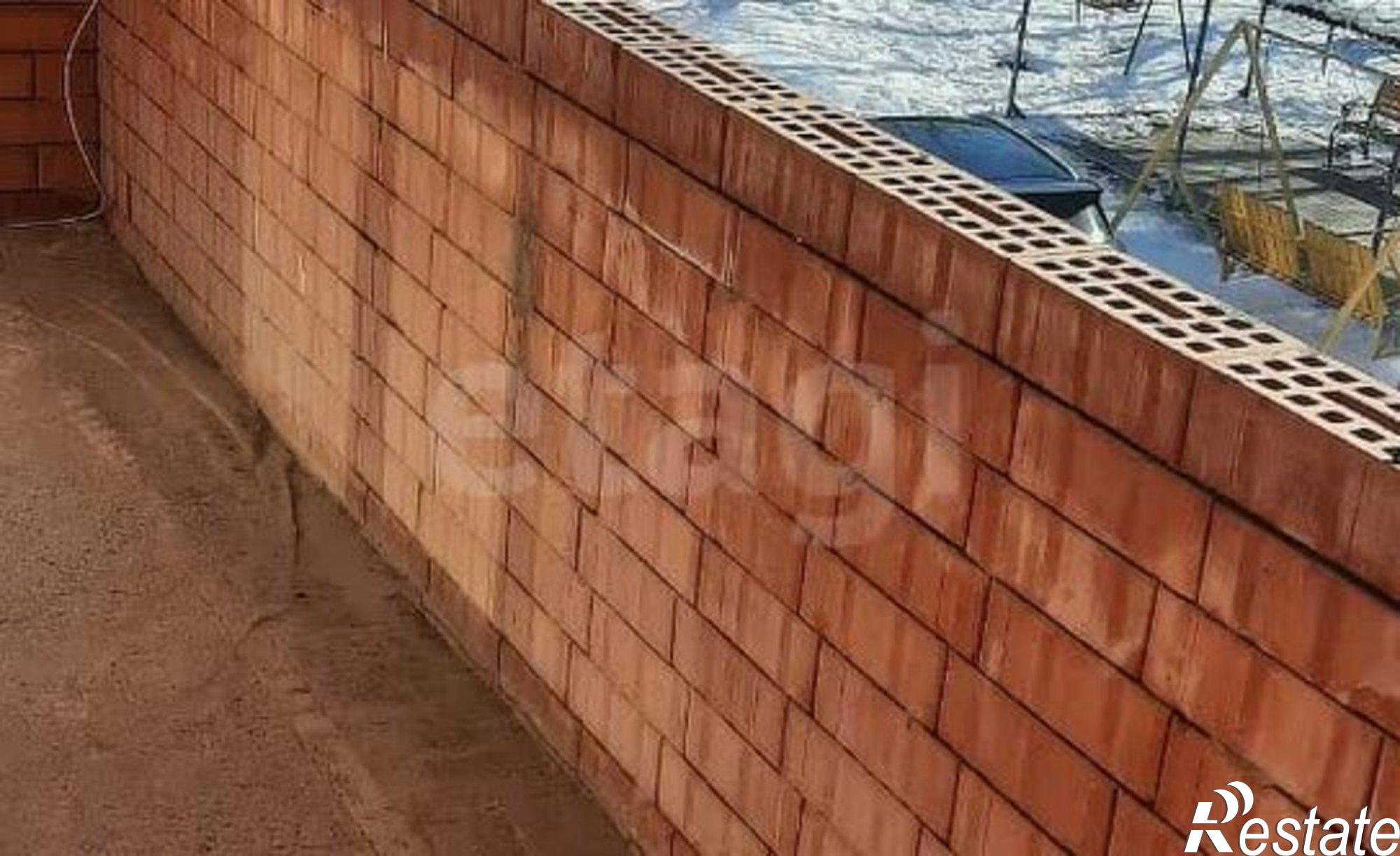 Купить квартиру за 2 400 000 рублей на ул В.И.Поляничко, 6