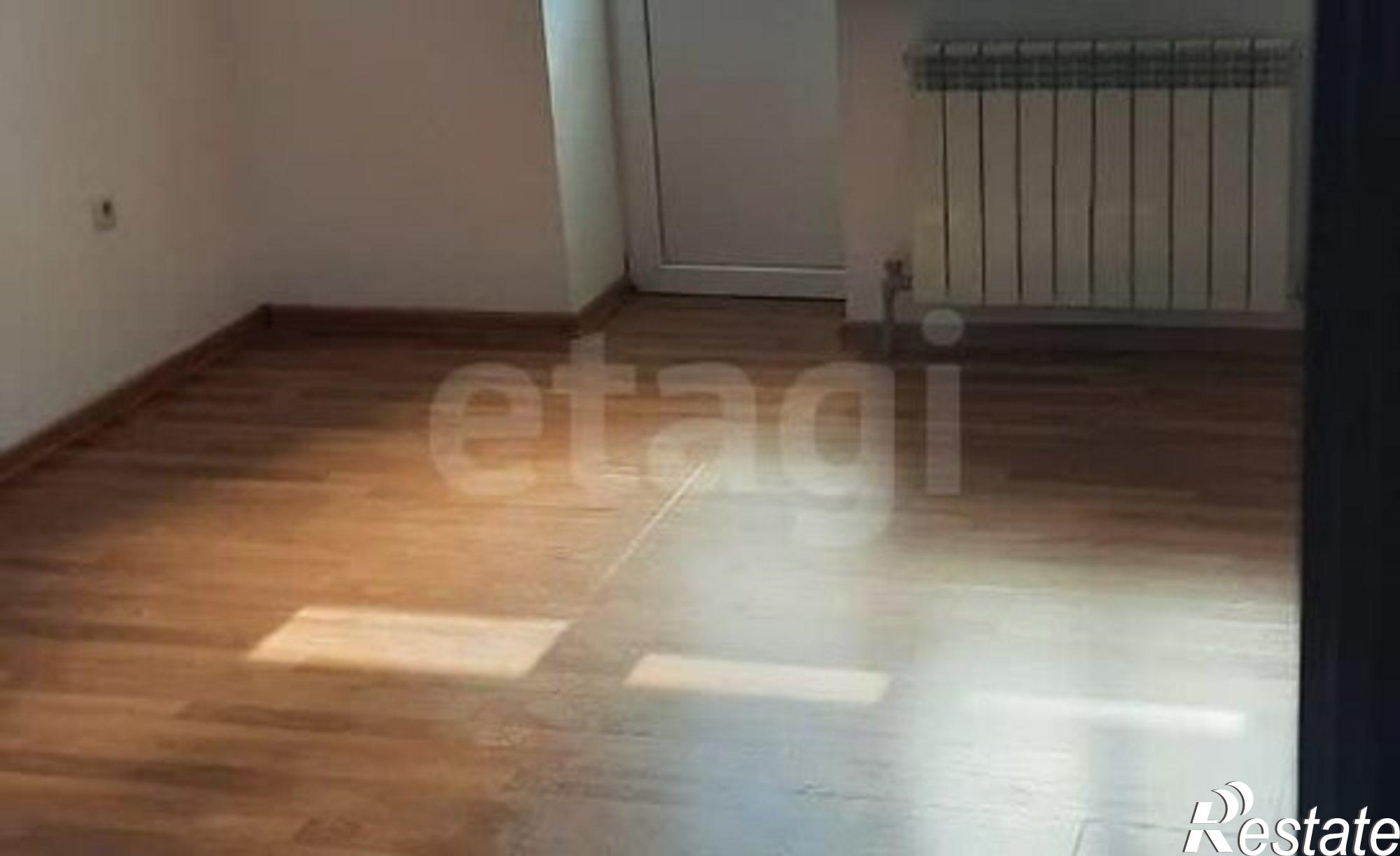 Купить квартиру за 2 400 000 рублей на ул В.И.Поляничко, 6