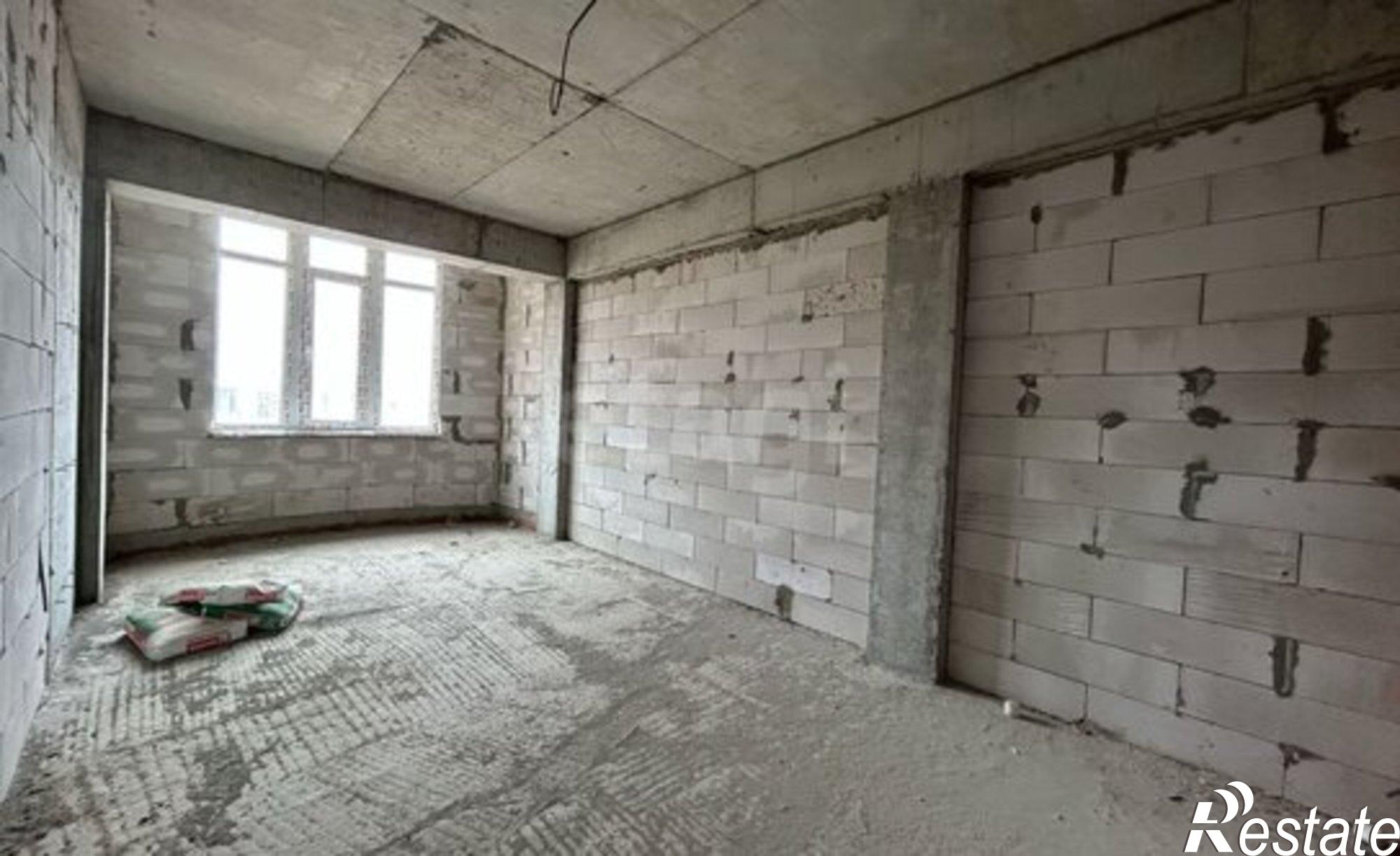 Купить квартиру за 6 800 000 рублей на ул М.Б.Базоркина, 18А