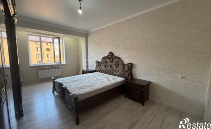 2-комн квартира улица Хаджи-Бикара Муталиева, 1,  д. 1