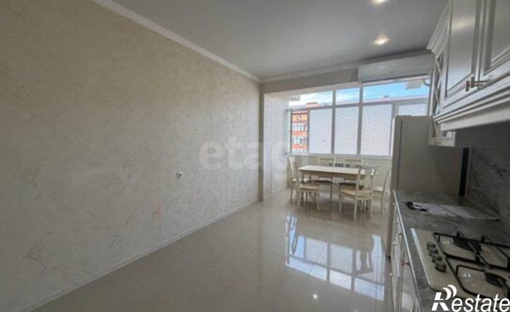 2-комн квартира улица Хаджи-Бикара Муталиева, 1,  д. 1