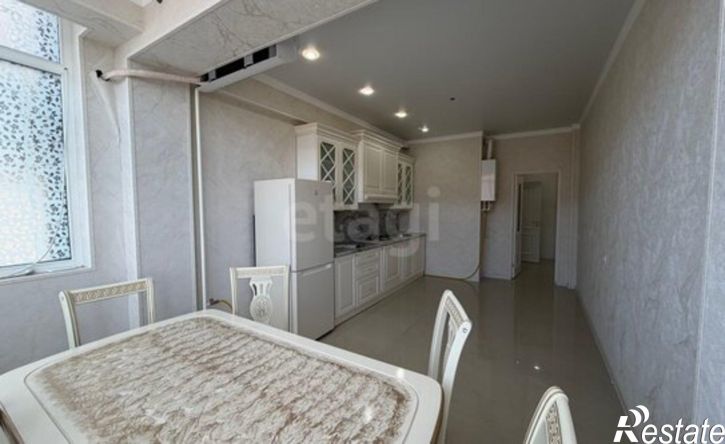 2-комн квартира улица Хаджи-Бикара Муталиева, 1,  д. 1