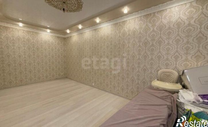3-комн квартира пр-кт И.Зязикова, 32,  д. 32