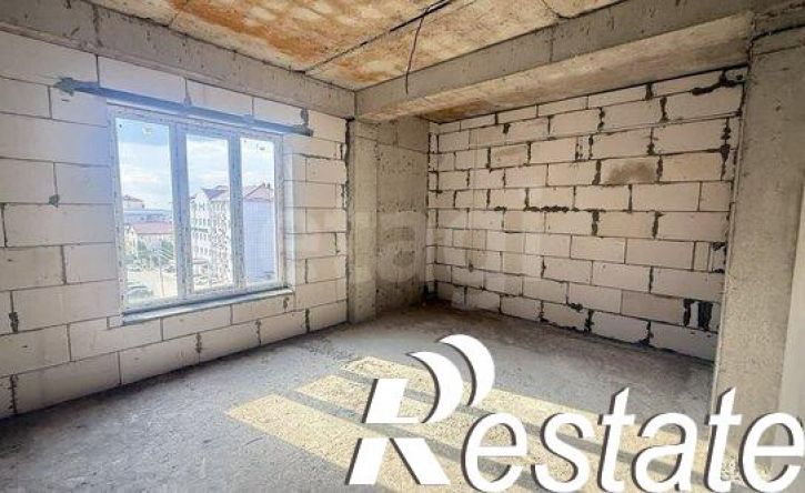 3-комн квартира улица Кайсына Кулиева, 24,  д. 24