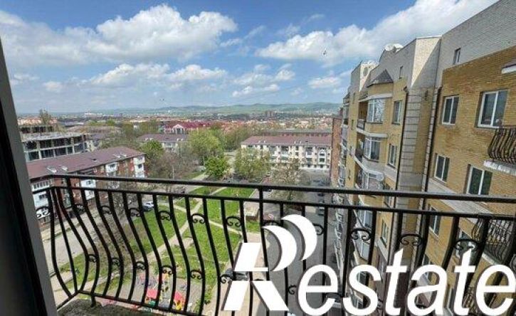 3-комн квартира улица Джабагиева, 145,  д. 145
